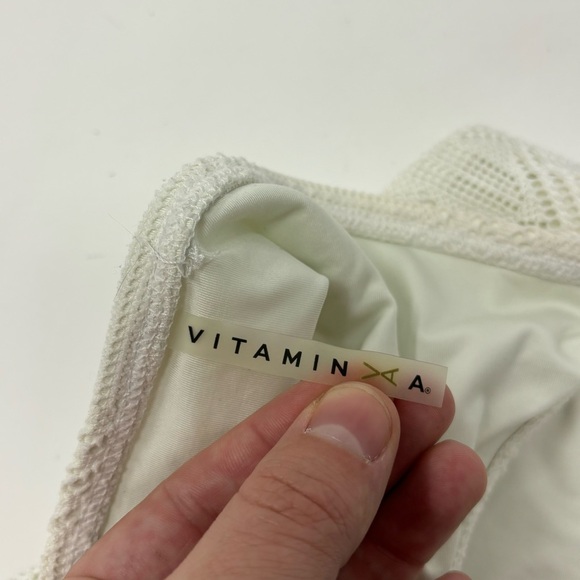 VITAMIN A WHITE 2 PIECE BATHING SUIT BIKINI NO SIZE - Picture 9 of 11